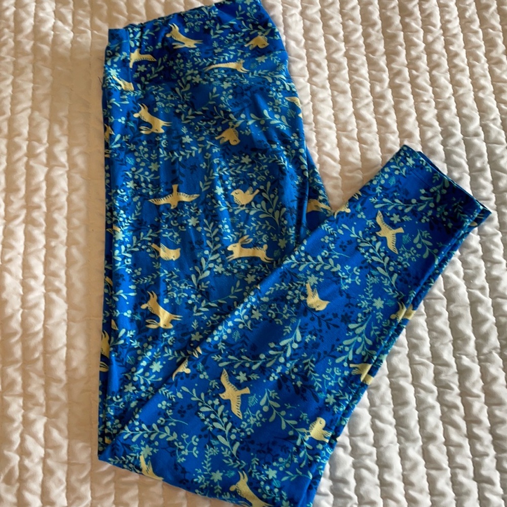 Lularoe TC woodland leggings